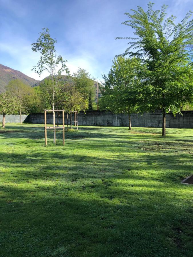 Ostello & Camping Riposo Losone Exterior foto