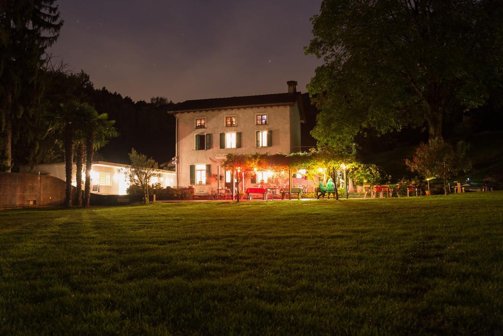 Ostello & Camping Riposo Losone Exterior foto